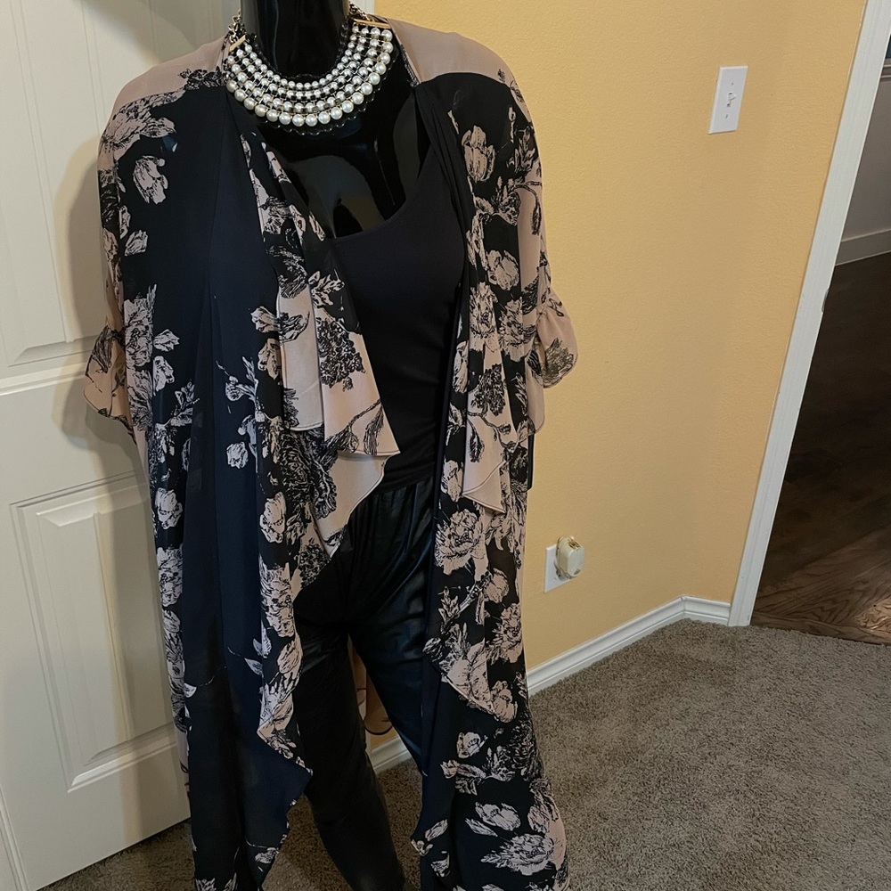 BOUTIQUE KAFTAN KIMONO COVERUP